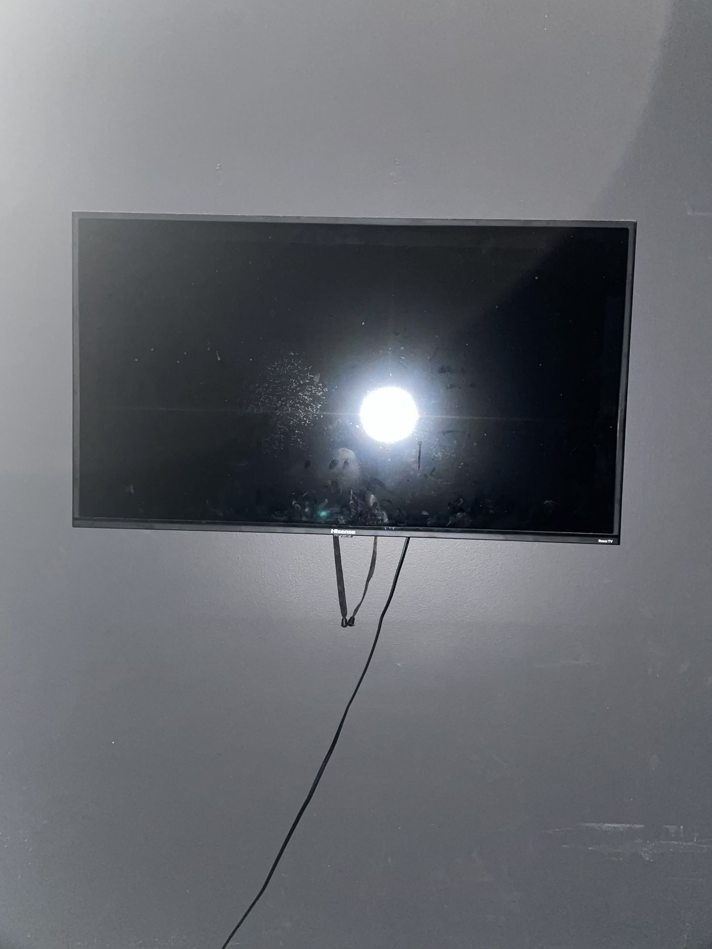 40 inch Hisense Roku TV