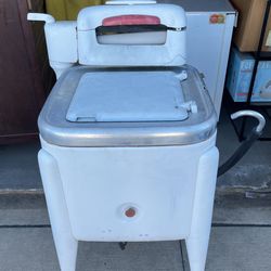 Antique Electric Wringer Washer