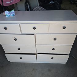 White 6 Drawer Dresser