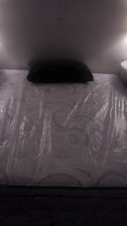 Eastern king Serta 3-inch pillow top