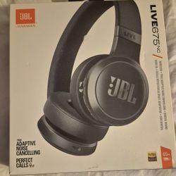 JBL Live 675 Headphones