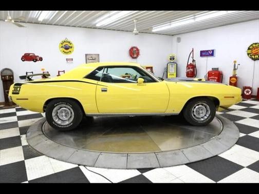 1970 PLYMOUTH BARACUADA 383 MOTOR WITH 727 R/B TRANSMISSION 