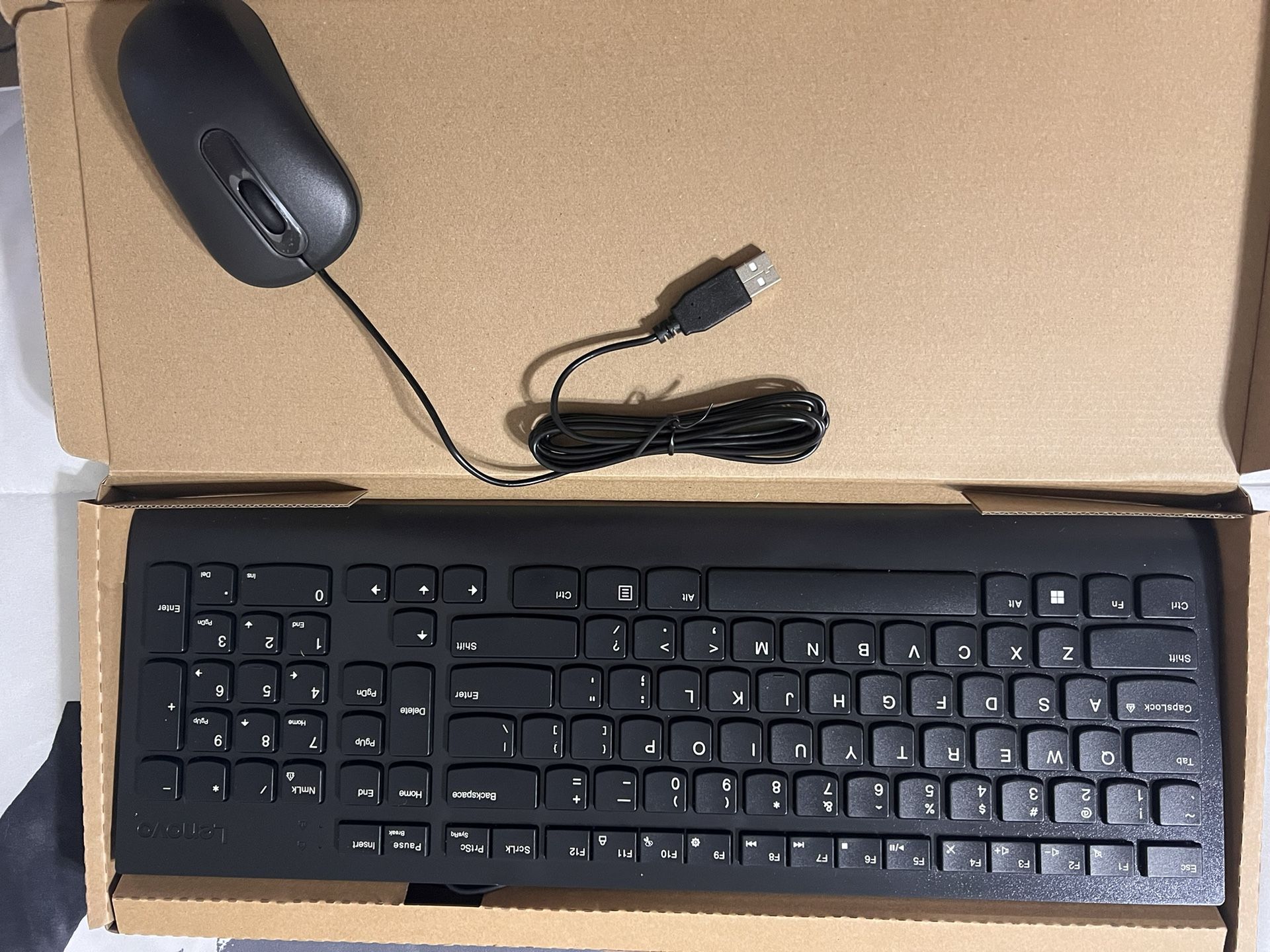 Lenovo wired key board/ Mouse