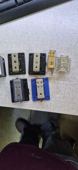 Car audio power distribution