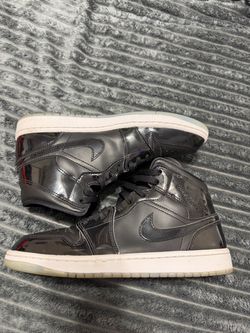 Jordan 1 mid Se Space Jam Size 9.5