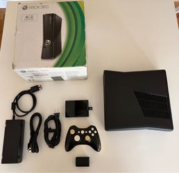 Xbox 360 S Slim Model w Removable 250GB HDD and SCUF Modded Controller Complete in Box - Refurbished