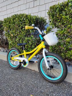16" Giant LIV Adore Aluminum Kids Bike