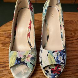Apt 9 Floral heels