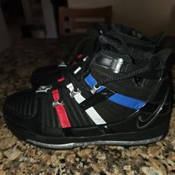 Lebron James Sneakers Mens 8.5