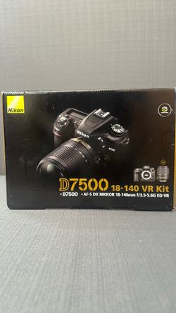 Nikon D7500 DSLR Camera with 18-140mm Lens