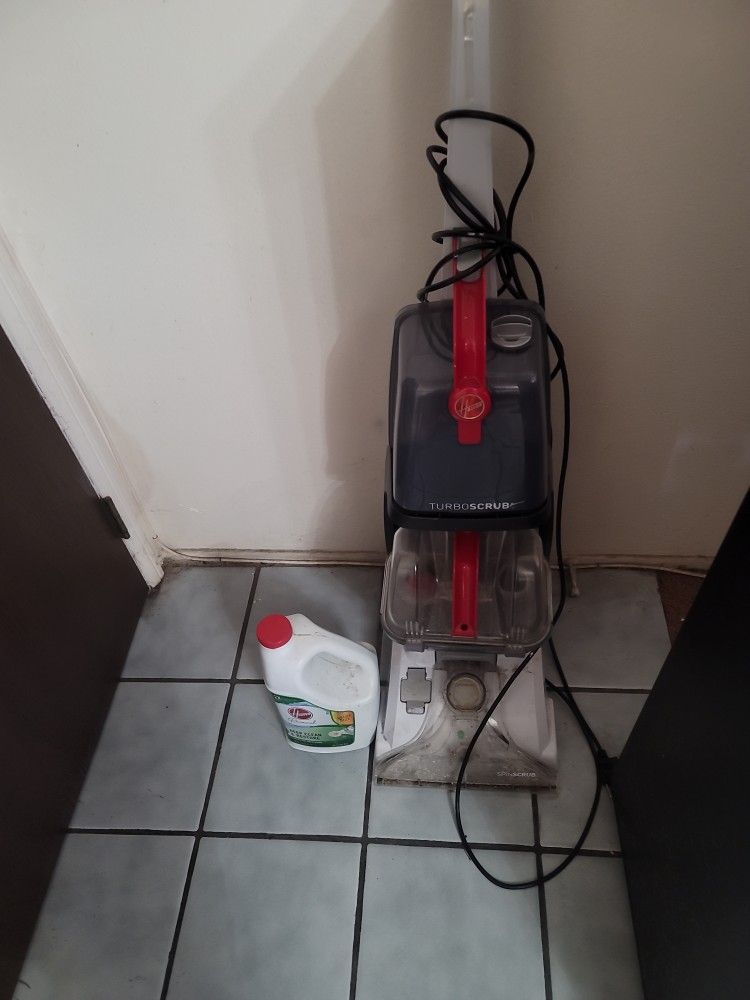 HOOVER CARPET CLEANER 