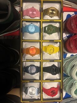 MULTIPLE INVICTA WATCHES all colors !