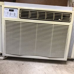 18,000 BTU SOLEUS air conditioner