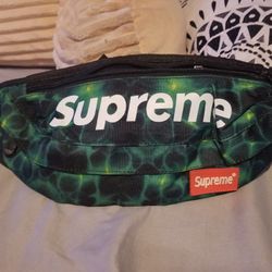 Funny Pack Or Shouder Bag Non Supreme Item