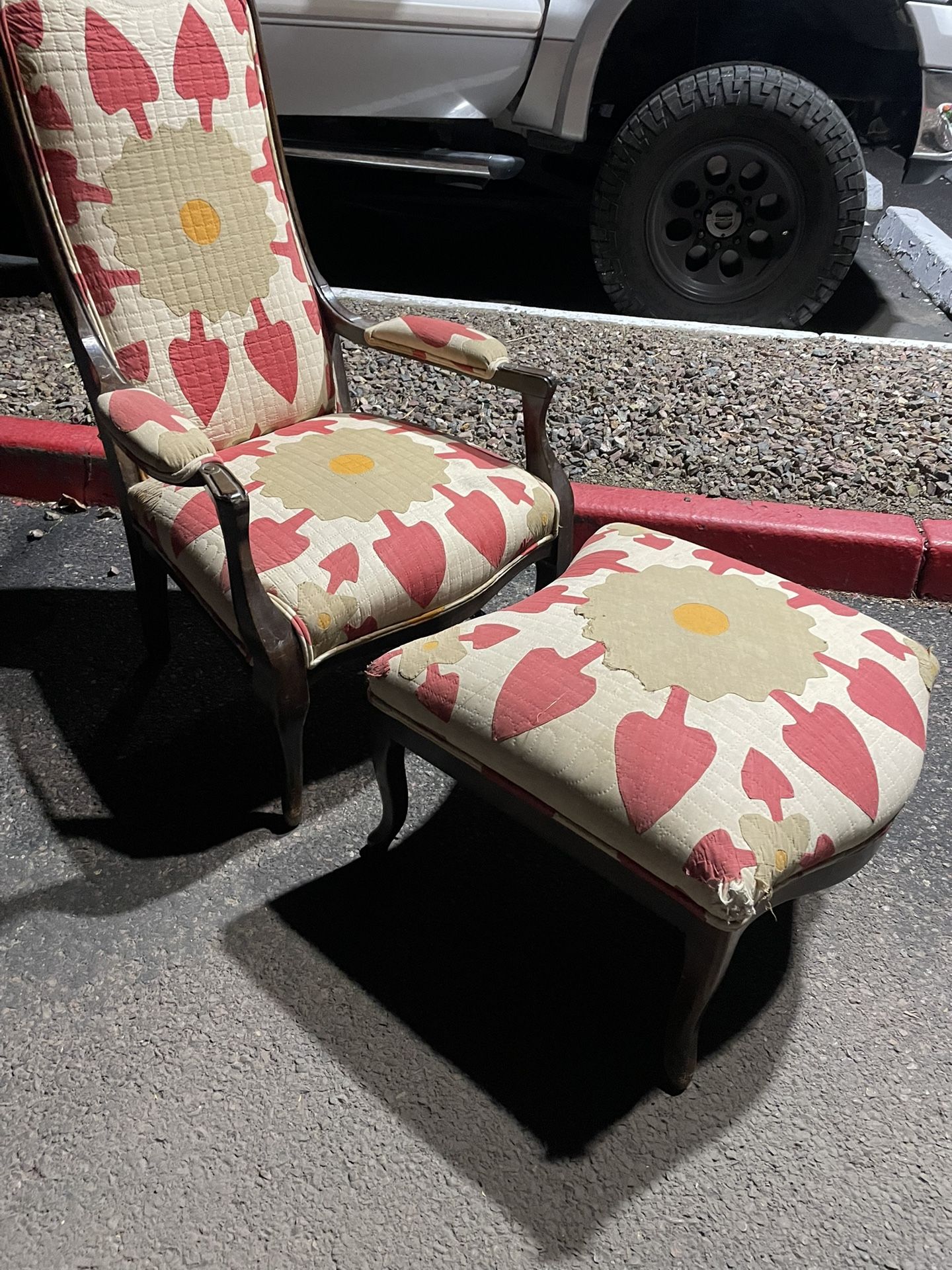 Bold Vintage Lounge Chair + Ottoman Set
