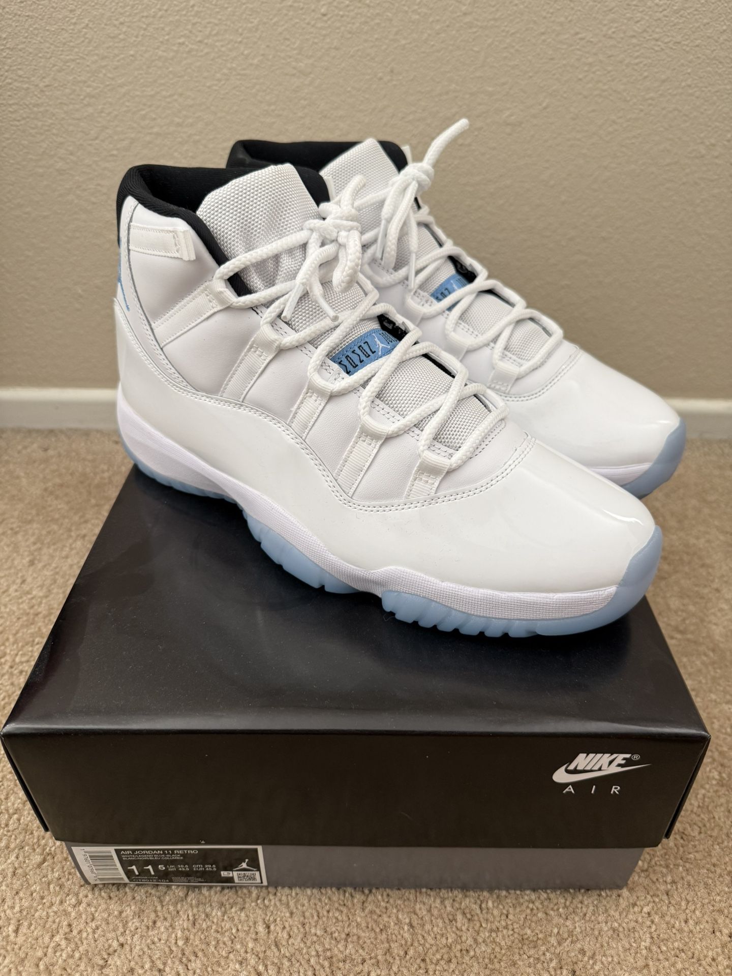 Jordan 11 Columbia 2024