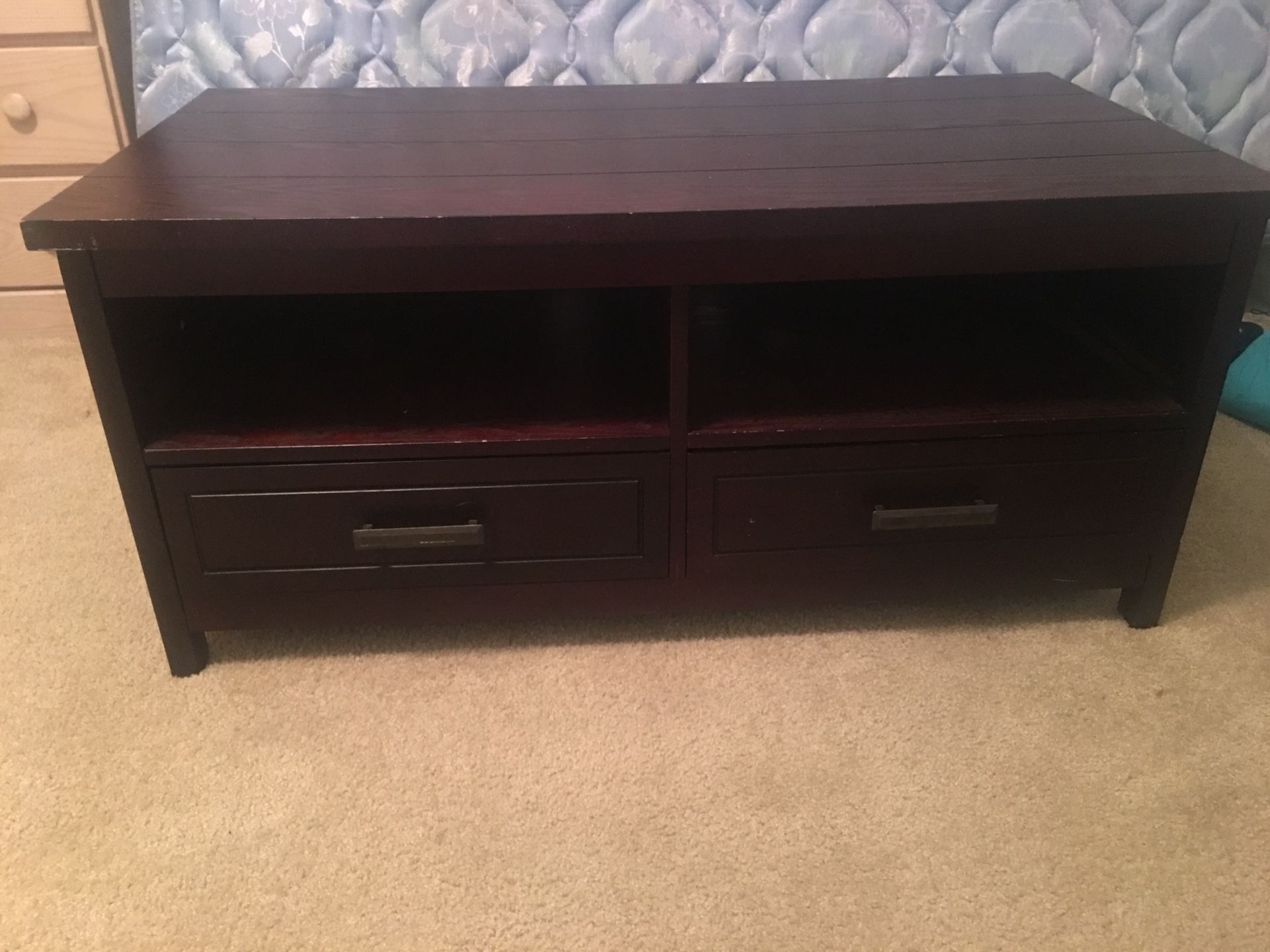 Tv stand