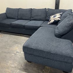 SECTIONAL COUCH SOFA