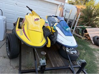 Trailer and jet ski’s 850 is the lowest