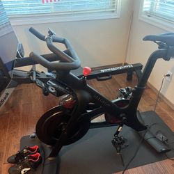 PELOTON Bike Plus (summer 2022)