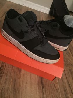 Nike air stepback sz-11