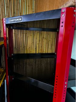 Rack metálico industrial marca craftsman en excelente estado”