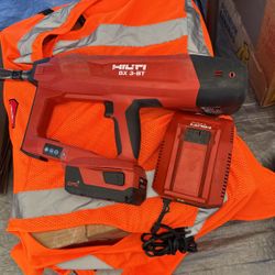 HIlTI Bx 3- BT Bluetooth Nailer With Fastener Guide