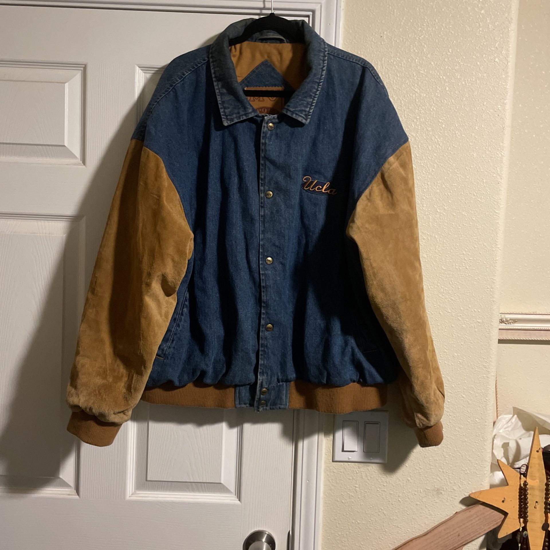 Size2XL Vintage MV Sports UCLA Jacket.