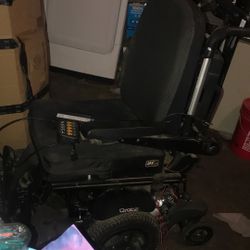 Electric Wheelchair Quickie Q700