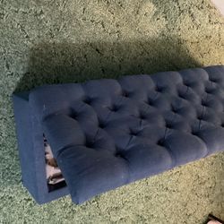 Taburete Que Va A Los Pies De La Cama O Para Guardar Juguetes 