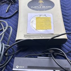 X Box 360 And Kinect With Games 