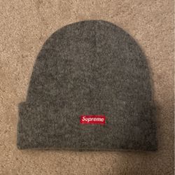 Supreme beanie 