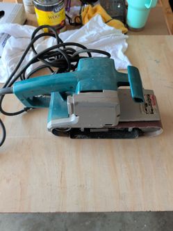 Makita belt sander