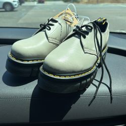 Dr. Martens 