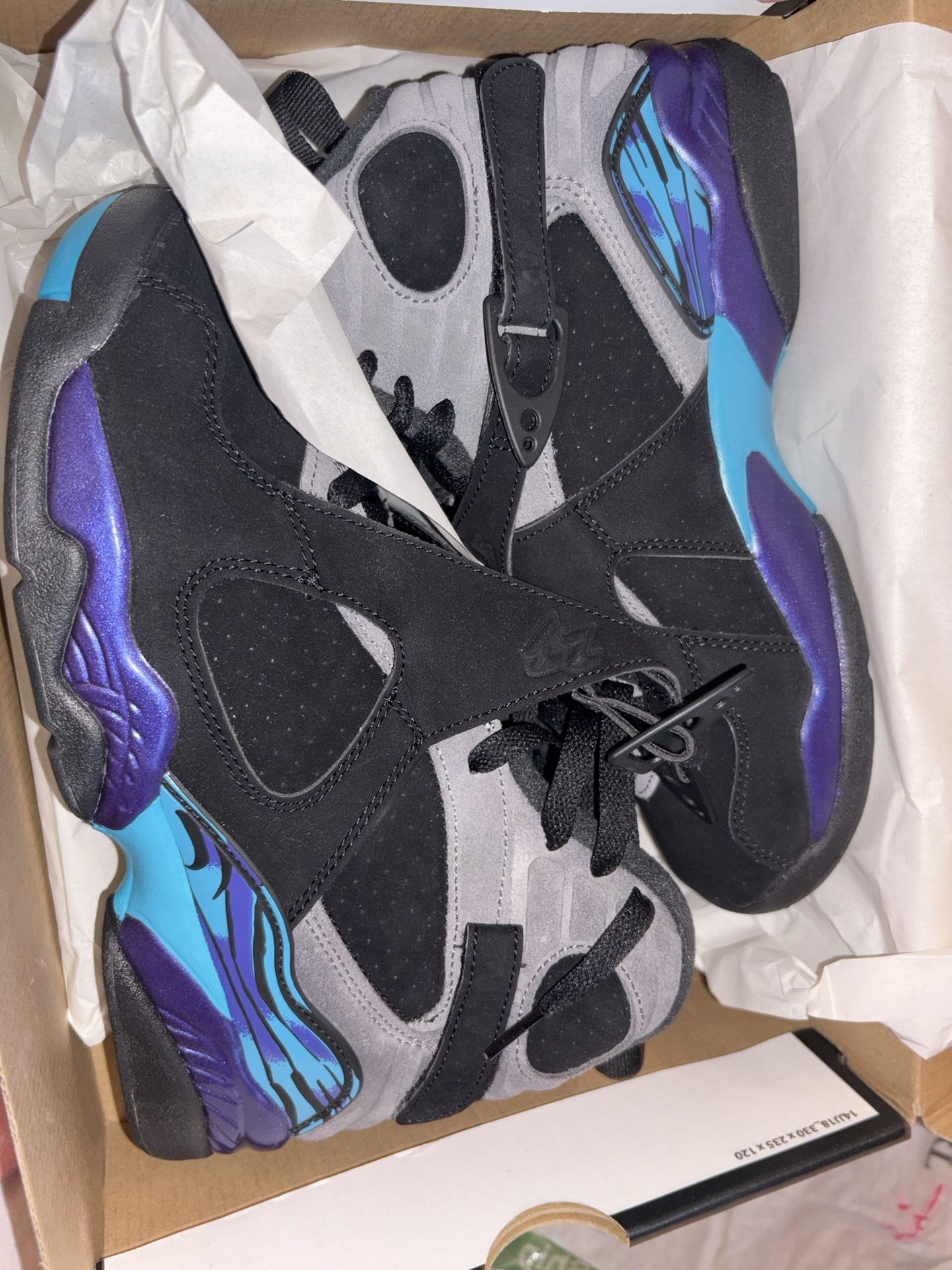 Jordan 8 Size 7 ($130)( SYRACUSE)
