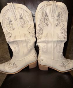 Boots 13