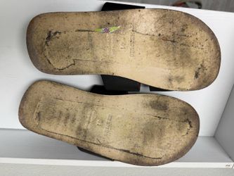 Men’s Slide Sandal– Size 45 – Good Condition  * Comfortable slip-on slide sandals * Black with yellow lettering * Size 45 * Good used condition * Clea