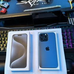 iPhone 15 Pro Max 256gb Blue titanium 