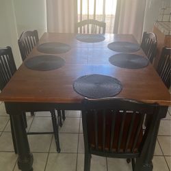 Kitchen Table 