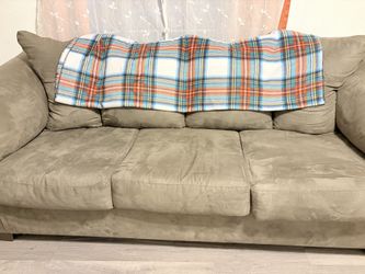 sofa / loveseat