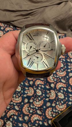 Invicta lupah watch