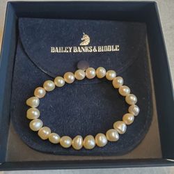 Bailey Banks & Briddle  Pearl Bracelet