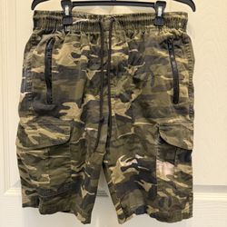Truth.Substance Camo Shorts 