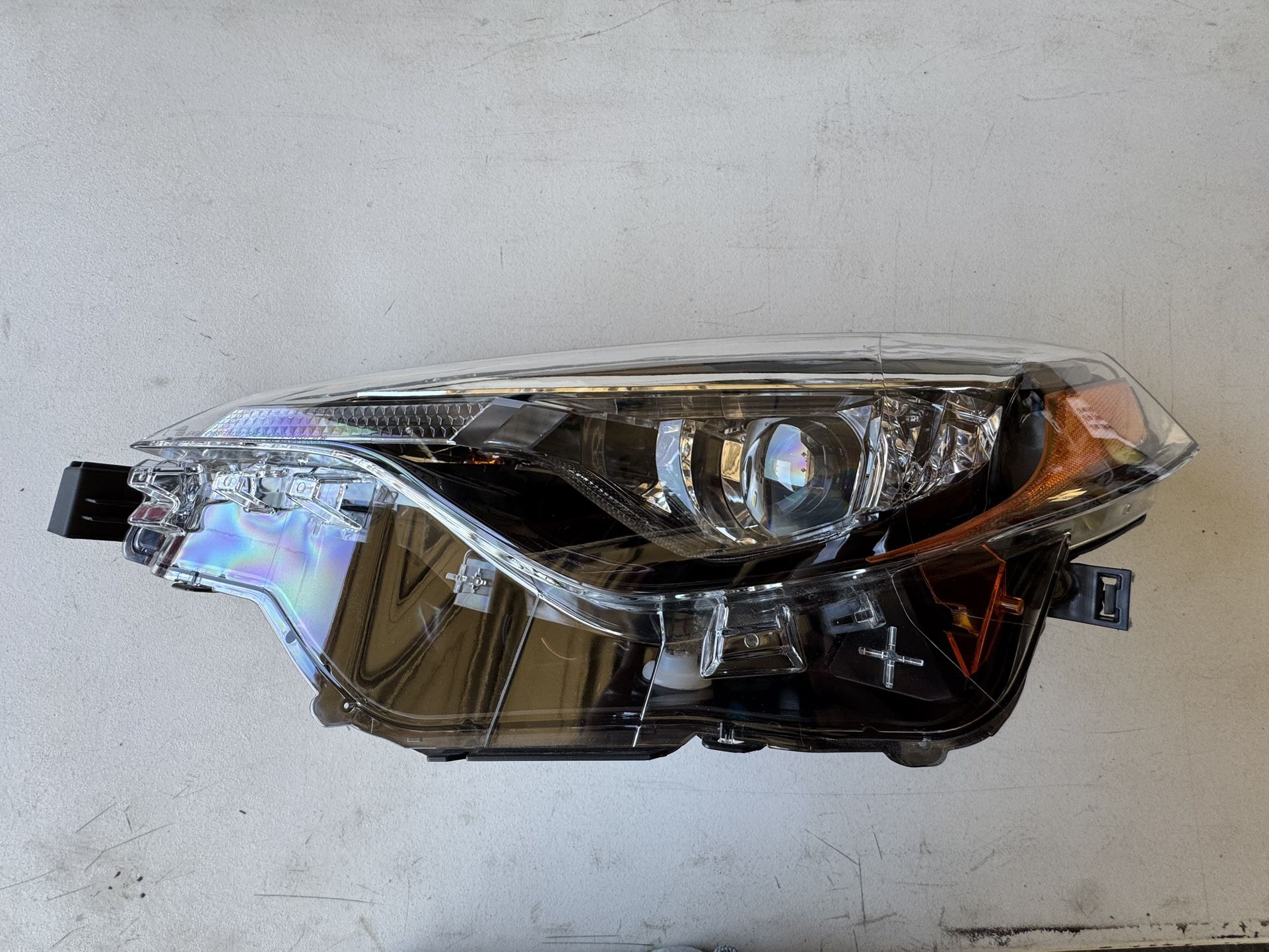 2017 Toyota Corolla Headlight