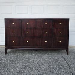 Thomasville Large Dresser