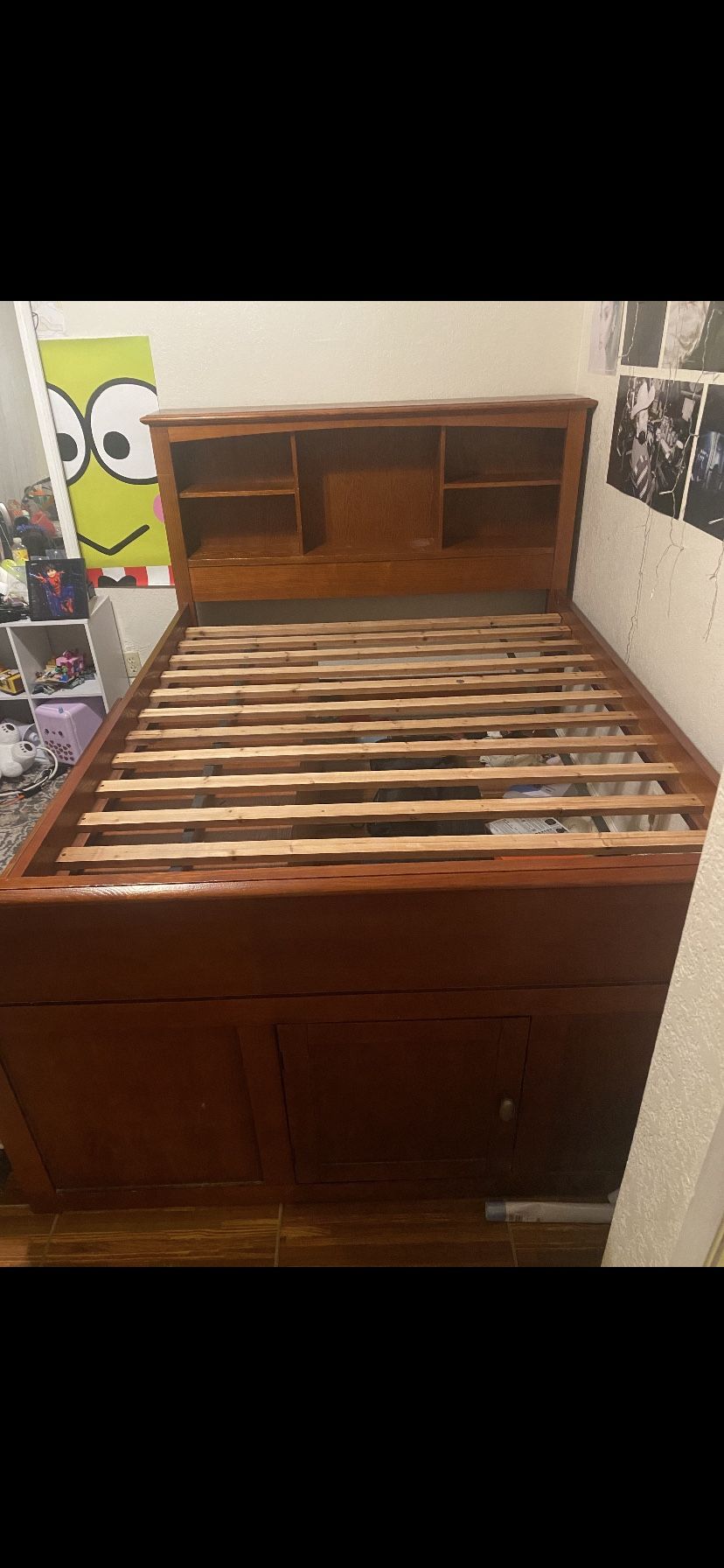 Full Size Bed frame With Drawer