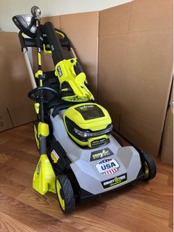 Lawnmower Self propelled 21” cordless new