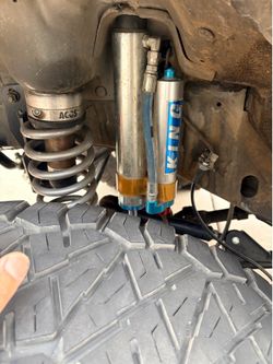 Jeep Tj or xj front king 2.0x9