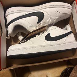 Nike Court Borough Low – White/Black – Size 3.5Y (Men’s 3.5) – Brand New w/ Box 