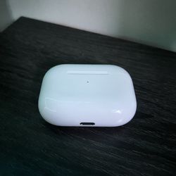 AirPods Pro (1st Gen) – Case + Left Side Only – Great Condition!